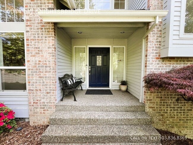 Building Photo - 6044 SW Knightsbridge Dr