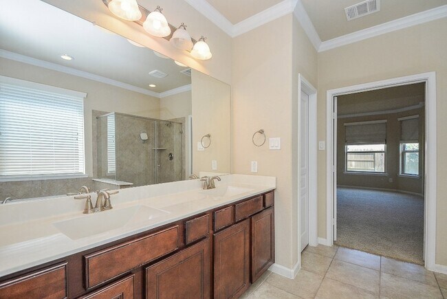 Building Photo - 28258 Natalie Bend Rd