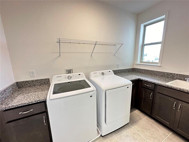 Building Photo - 13213 Winterton Ln