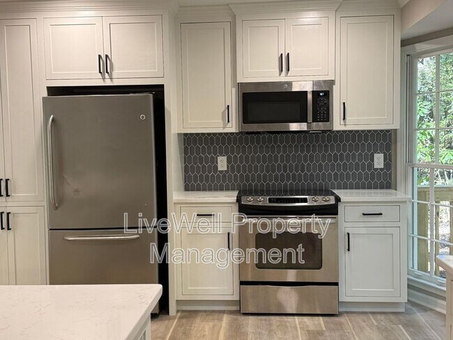 Building Photo - 2928 Clydebank Cir