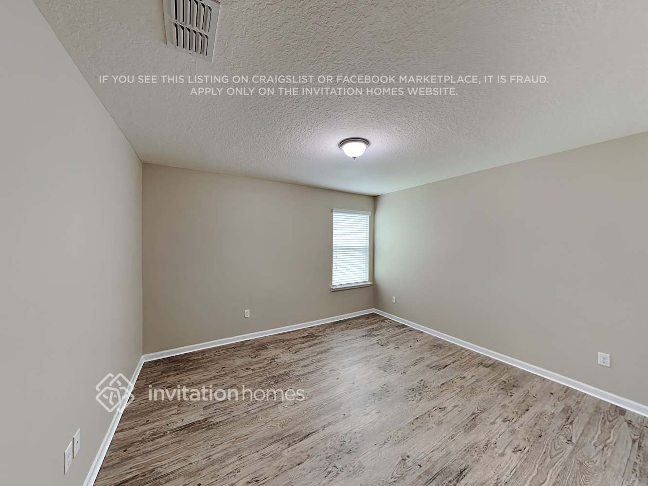 Building Photo - 857 Glendale Ln
