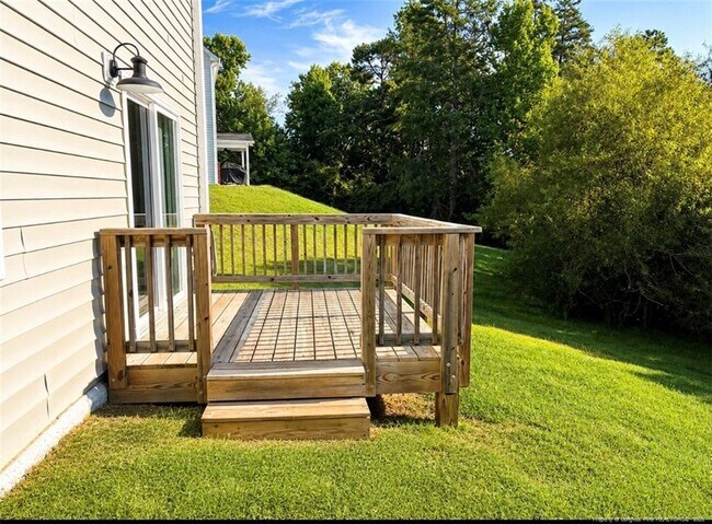 Building Photo - 5620 Tall Timbers Dr
