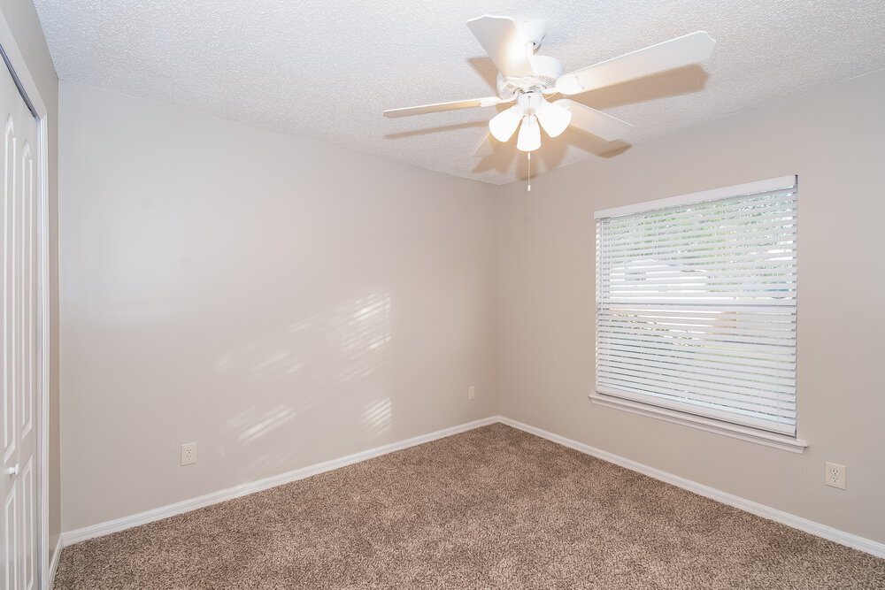 Building Photo - 11533 Twin Oaks Trail