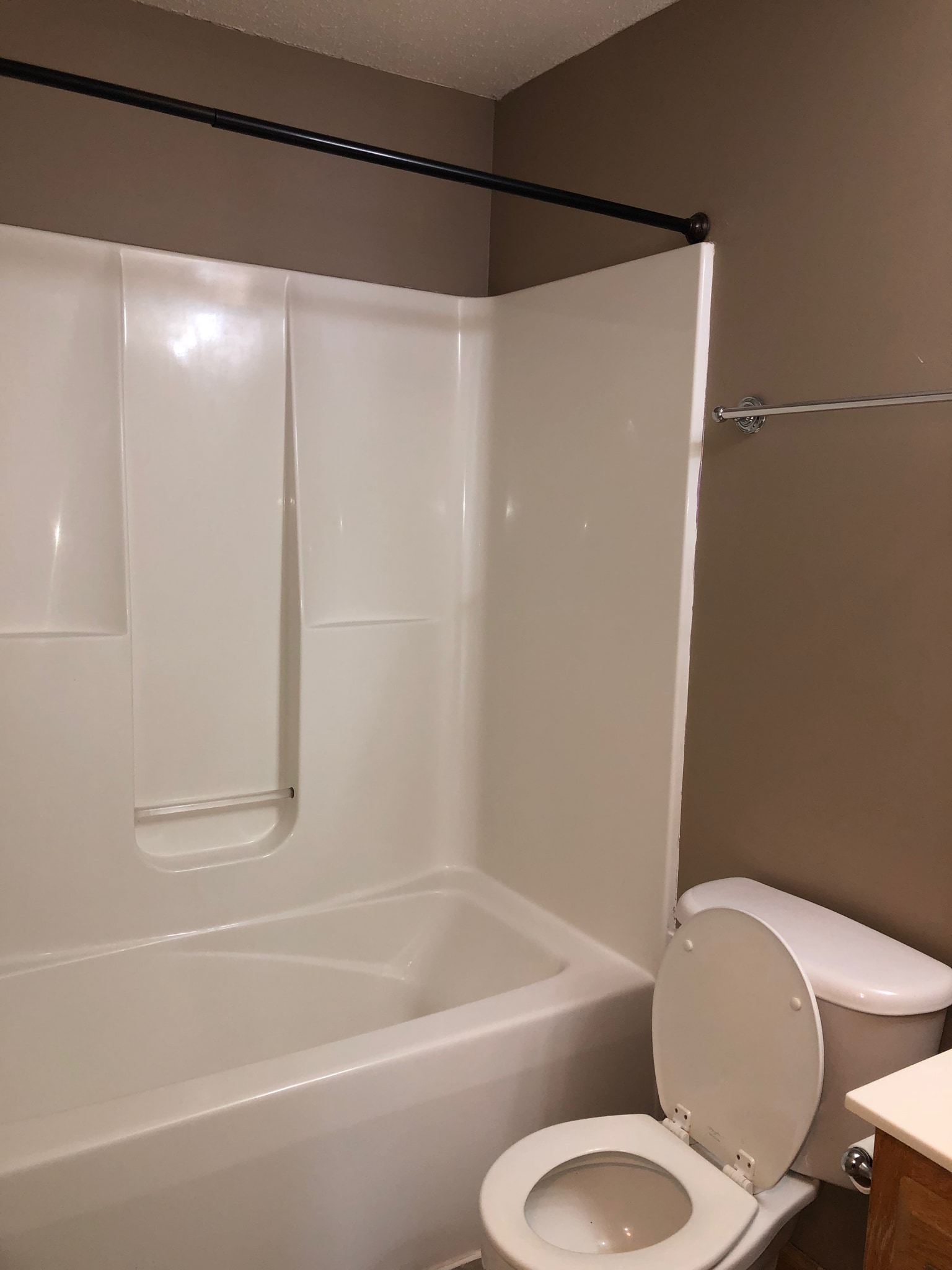 Building Photo - 2106 Linden Trl