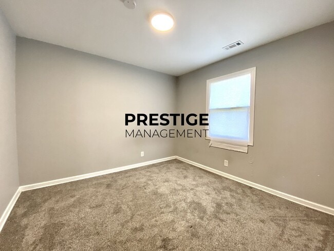 Building Photo - Updated 3 Bedroom Home in Gary