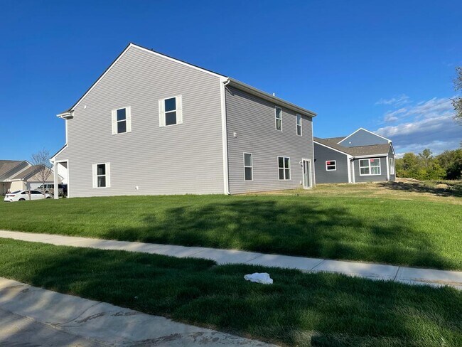 Building Photo - 10247 Caprock Canyon Dr