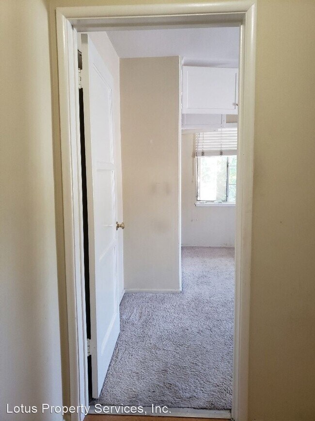 Building Photo - 1756 N Verdugo Rd