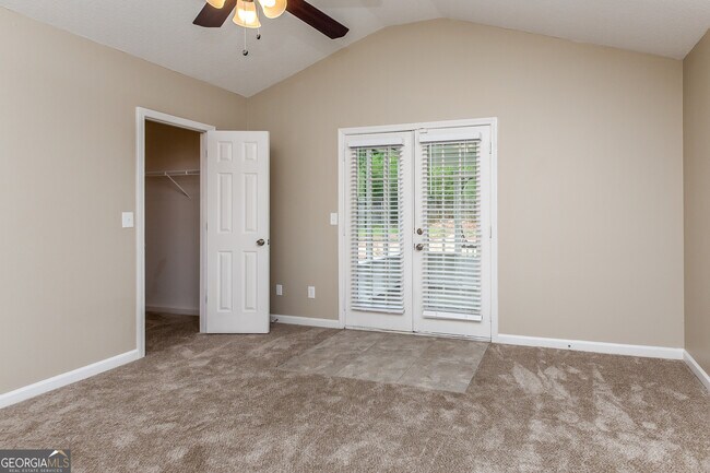 Building Photo - 2716 Brenston Dr