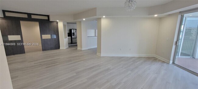 Building Photo - 10730 NW 66th St