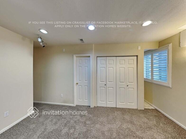 Building Photo - 9822 Chadwick Way