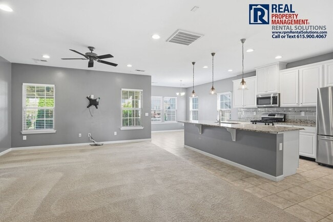 Building Photo - Gorgeous 4 bedroom brick home with bonus room and washer and dryer included! TRIPLE ROCKVALE SCHO...