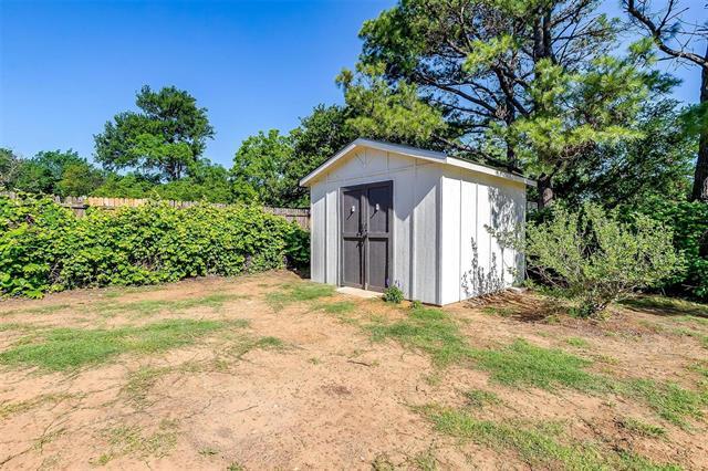 Building Photo - 2212 Ridge Ln