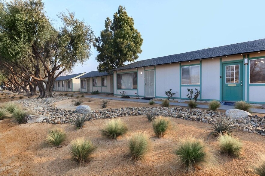 Building Photo - Stine Country Apartments