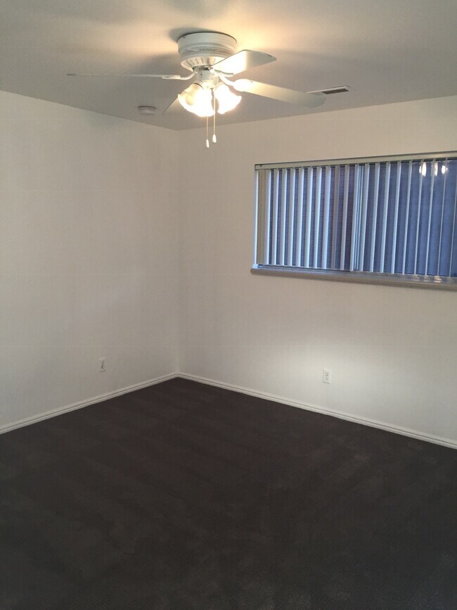 Interior Photo - 44 N 800 W