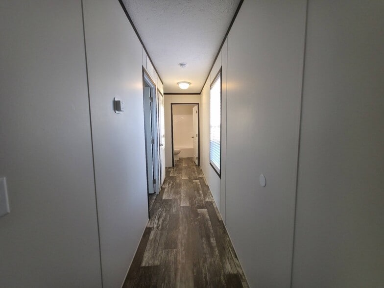 Building Photo - 1917 SW 11th St