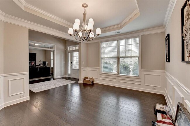 Building Photo - 5525 Nesmith Ct