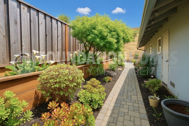 Building Photo - Stylish Single-Level Home by Loma Verde Pr...