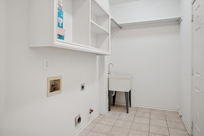 Building Photo - 6629 Wickliff Trail