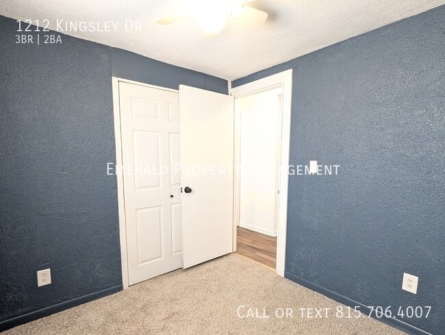 Building Photo - 1212 Kingsley Dr