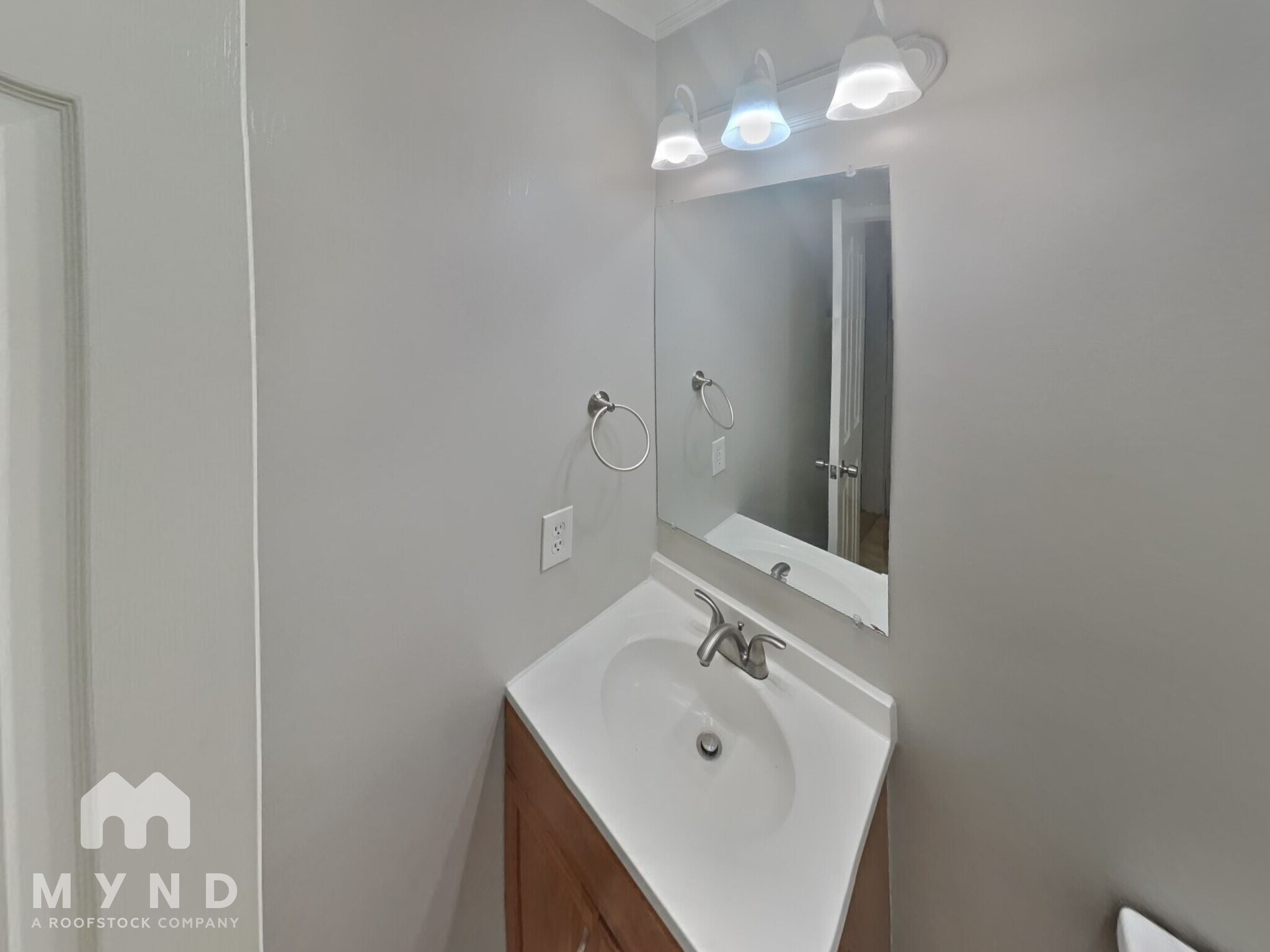 Building Photo - 2515 Winterfield Dr