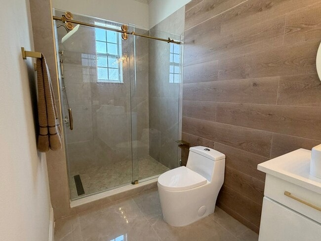 Building Photo - 2006 Pirie Pl