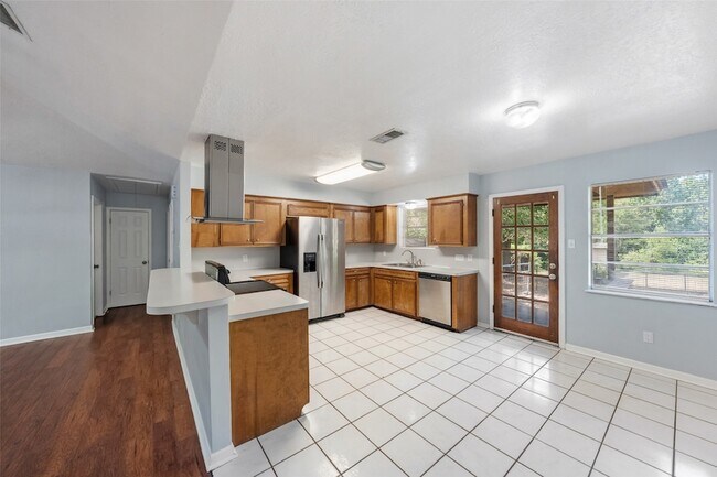Building Photo - 11673 Robin Ln