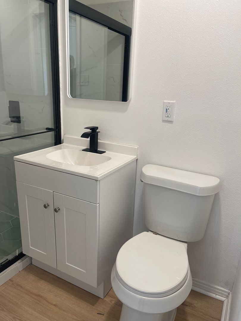 Building Photo - 5311 Emerson Ave