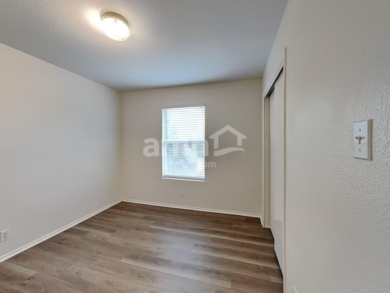 Building Photo - 3500 Banda Ln