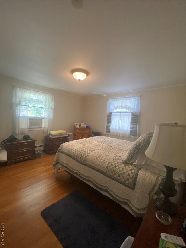Building Photo - 52 Grand Pl