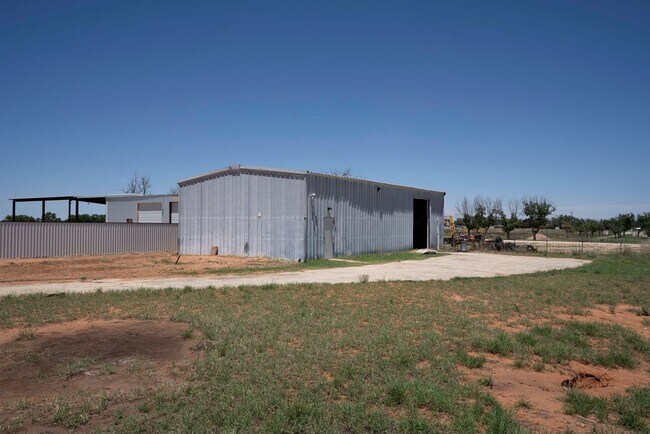 Building Photo - 16064 N Wichita Ave