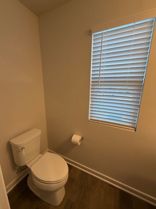 Building Photo - Modern Two-Story Townhome with Open Floor Plan and Garage