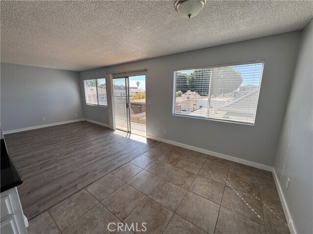 Building Photo - 579 W 14th St