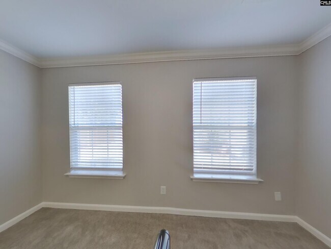 Building Photo - 9 Big Horn Ct