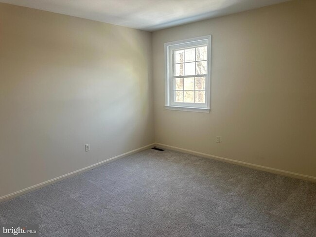 Building Photo - 8146 Larkin Ln