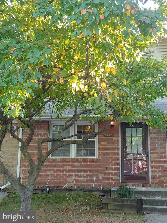 Building Photo - 8435 Norwood Dr