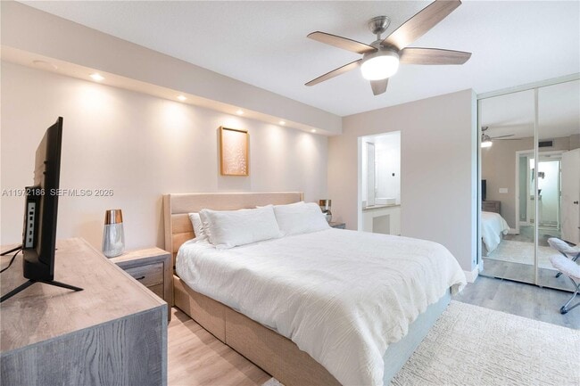 Building Photo - 9844 NW 6th Ct