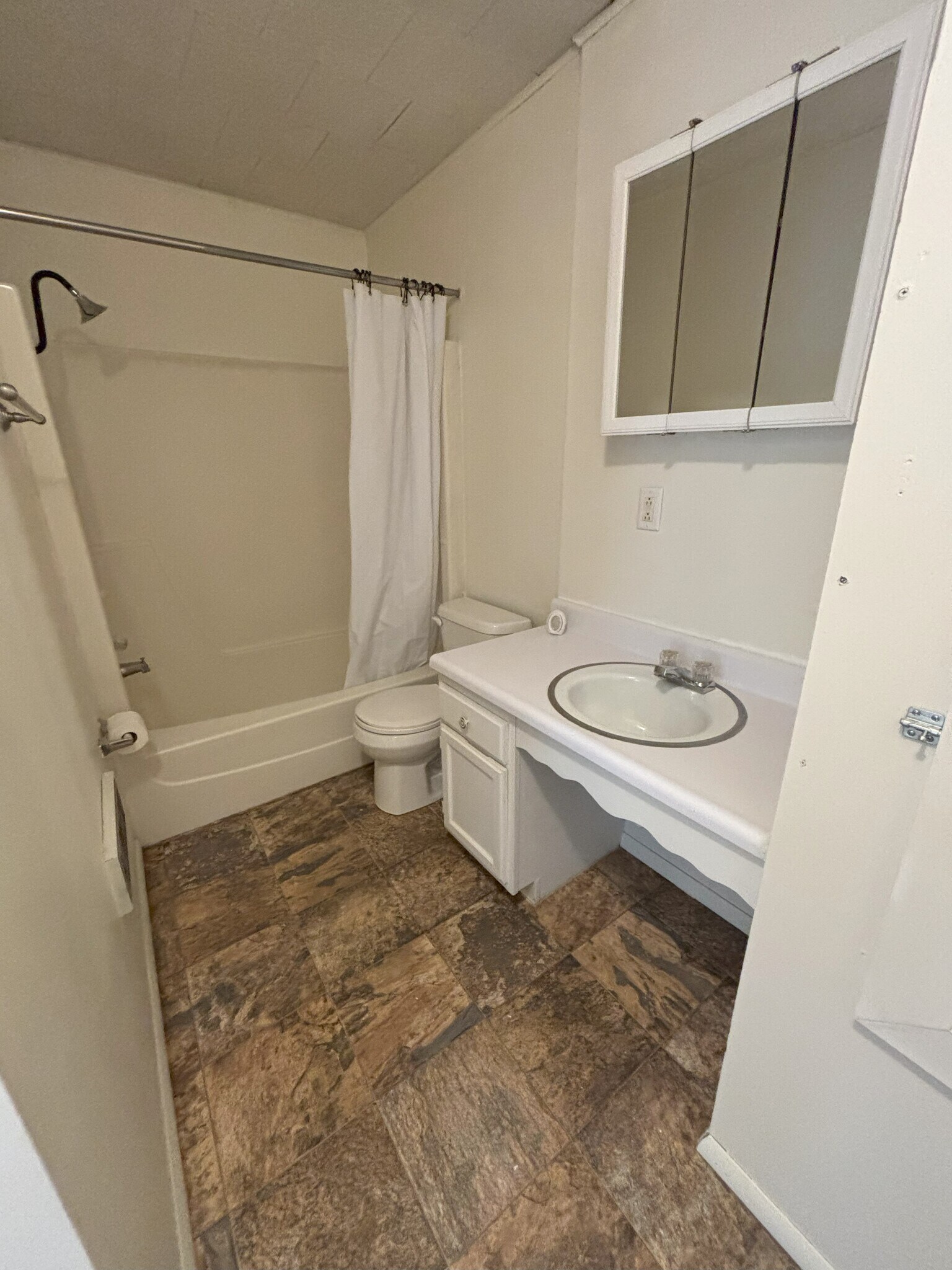 Bathroom - 2171 Mountain View Ave