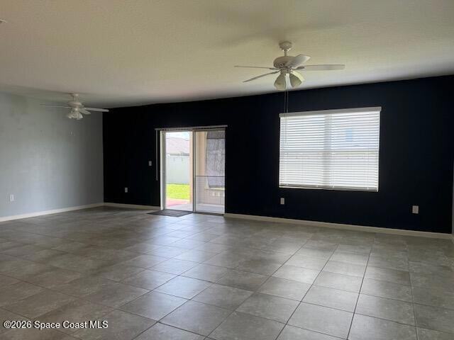 Building Photo - 239 Guinevere Dr SW