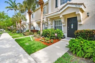 Building Photo - 5032 Palmbrooke Cir