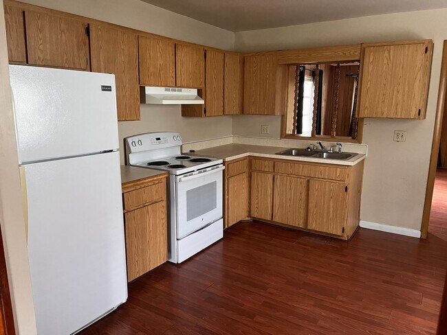 Building Photo - 1101 N Burton St