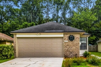 Building Photo - 2610 Malibu Cir