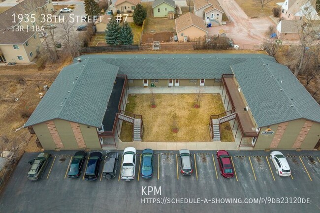 Building Photo - 1935 38th St