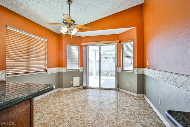 Building Photo - 6801 Midpark Cir