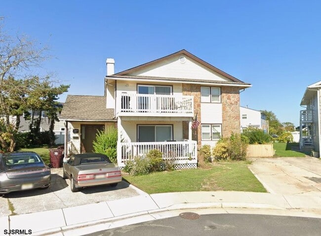 Primary Photo - 342 Hampshire Dr