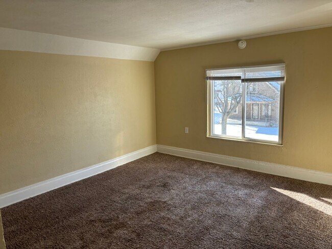 Building Photo - 3010 Warsaw St