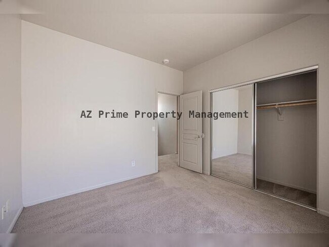 Building Photo - 2169 W Peninsula Cir