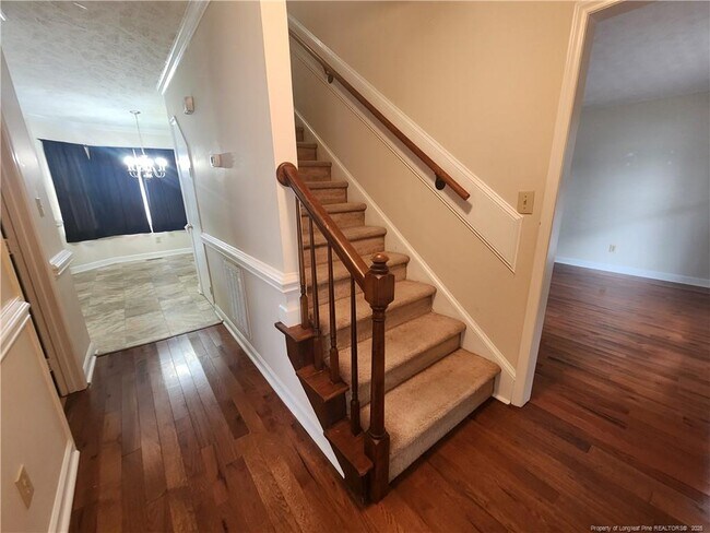 Building Photo - 7200 Kingsway Ct