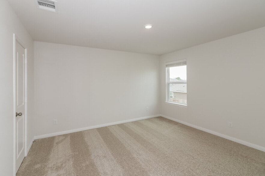 Building Photo - 7610 Thrips Ln