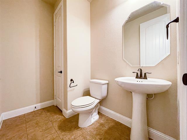 Building Photo - 5164 Havasu Dr