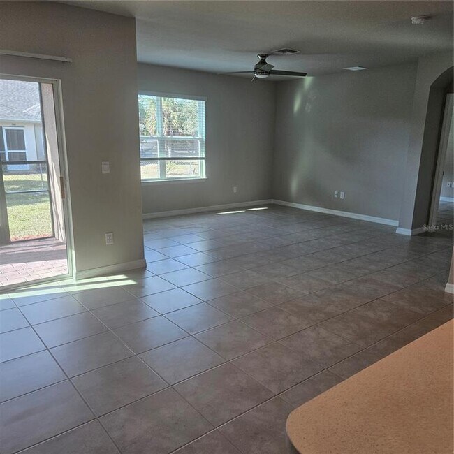 Building Photo - 1167 Allegheny Ln